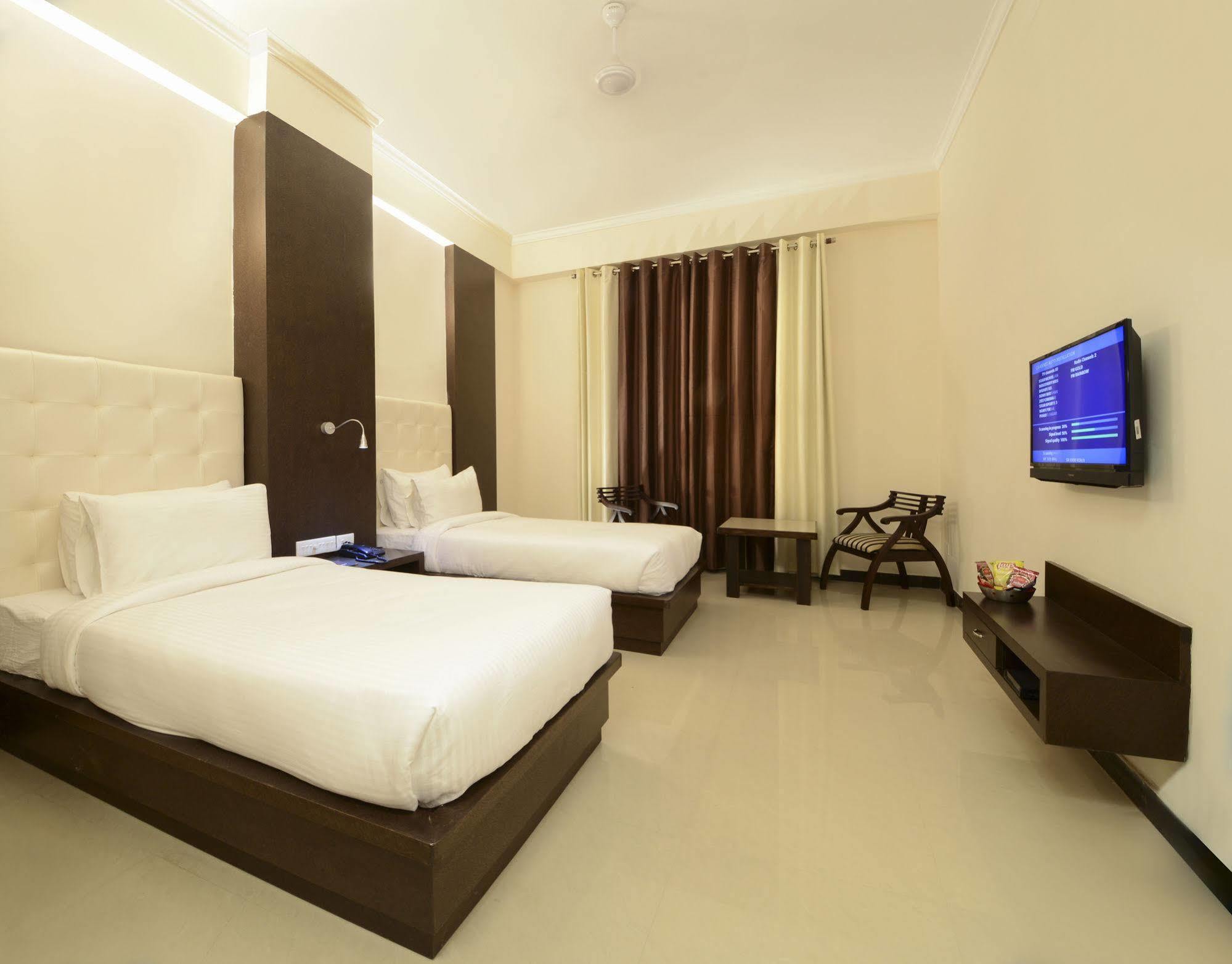 Hotel Crimson Palace Agra  Exterior foto
